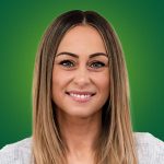 Portraibild Stefanie de Paolis vor grünem Hintergrund