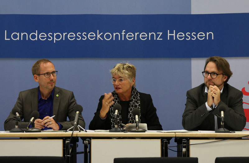 Pressekonferenz zur Landesmitgliederversammlung. Die Landesvorsitzenden Kai Klose (Links) und Daniela Wagner (Mitte) informieren über Schwerpunkte und Ablauf.