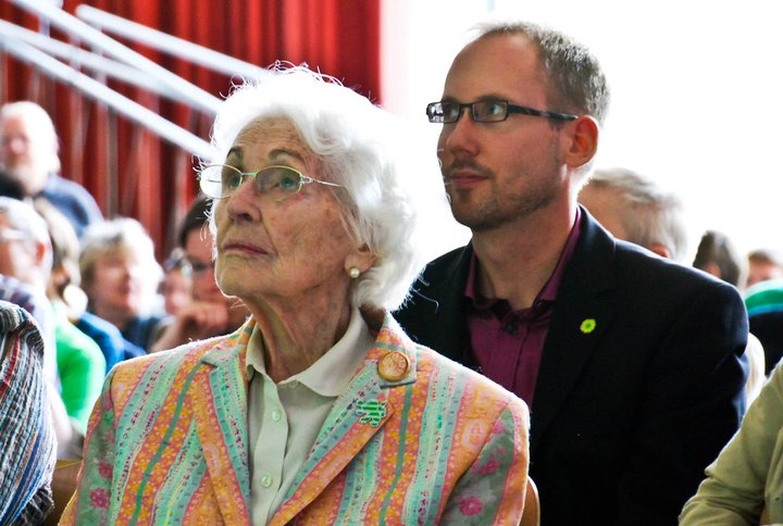 Hildegard Hamm-Brücher (1921-2016) - hier mit Kai Klose  2012